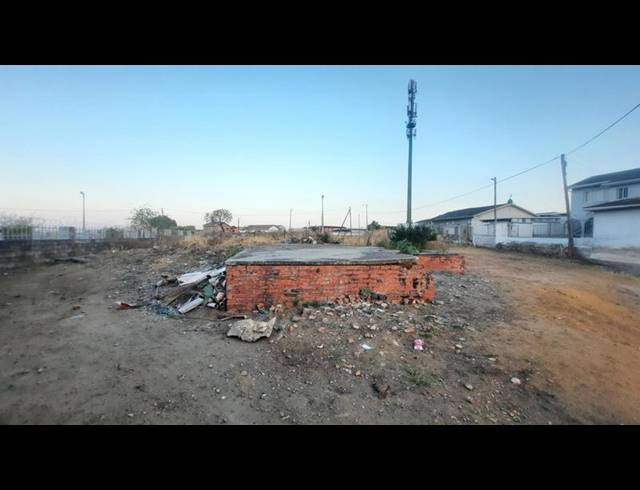 LAND FOR SALE IN REDFERN